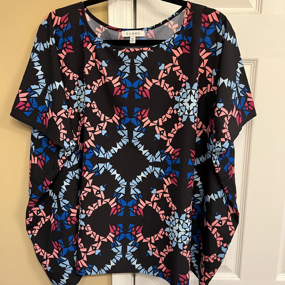 Cuddy Pink, Black and Blue Flowy Blouse with Short Sleeves, Excellent condition